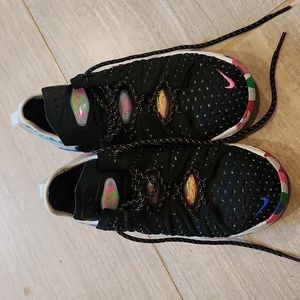 Nike LeBron XVIII (GS) size 5.5Y